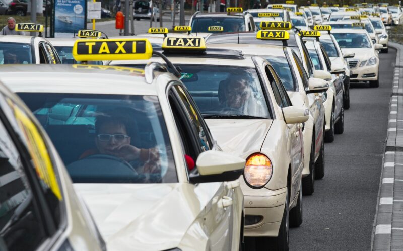 Taxi beim Bahnstreik